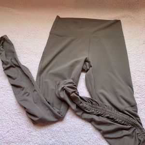 Fabletics workout leggings